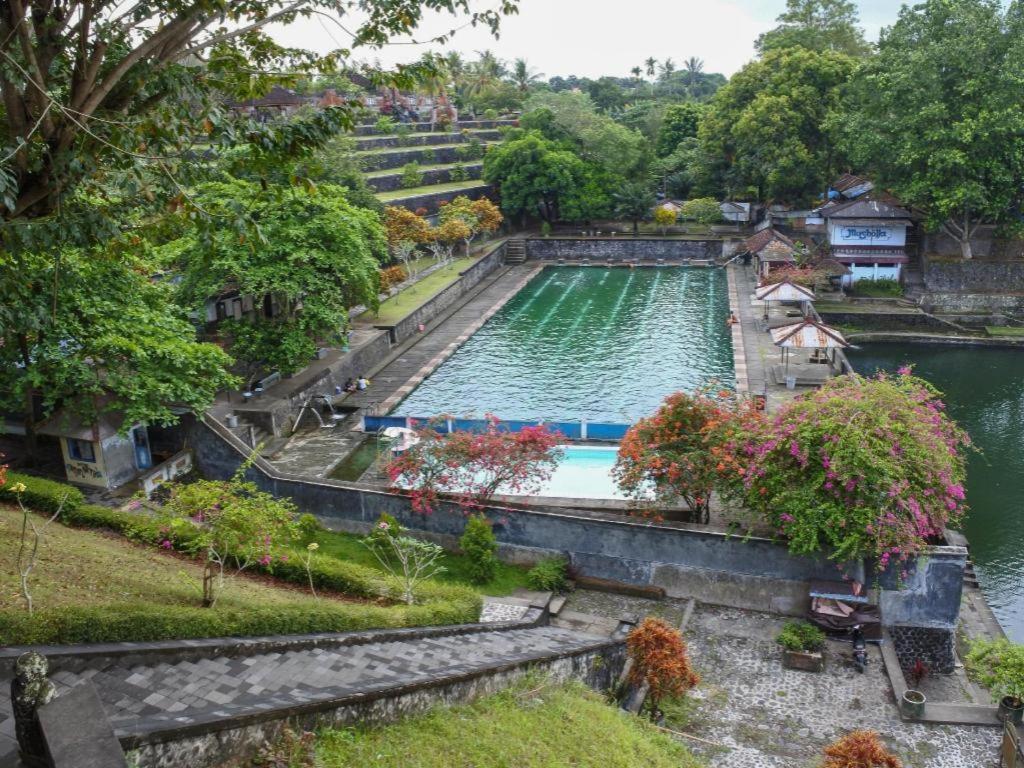 Villa Bale Seni Mataram Exterior foto